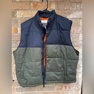 St. John’s Bay Men’s Cold Weather Vest